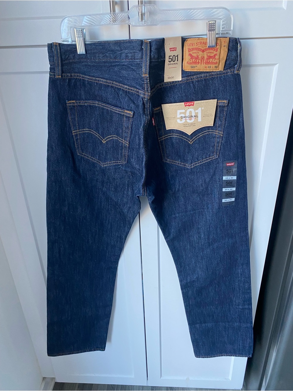 Levi’s 501 original signature button fly men’s dark jeans 33x30